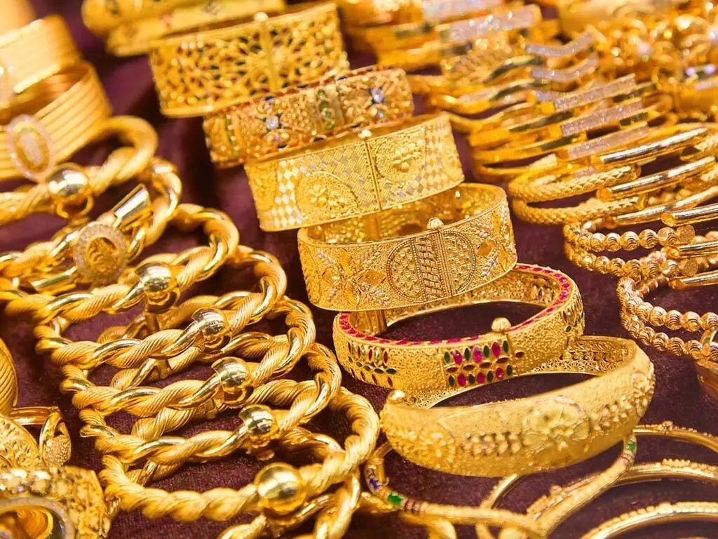 Gold prices reach a historic high in Pakistan