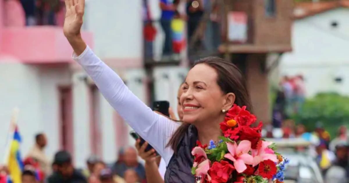 Maria Machando wins the nobel peace prize