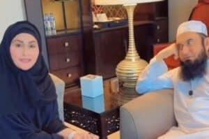 Actress Nargis Meets Maulana Tariq Jameel in Makkah, Video Goes Viral