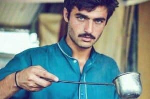 "Chaiwala" Arshad Khan’s CNIC Restored After Court Order