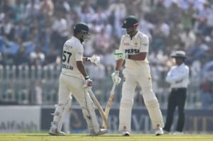 Pakistan End Day 1 on Top Despite South African Fightback