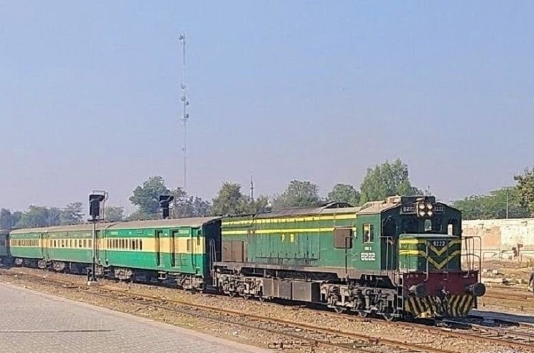 Pakistan Railways to Hold Open Auction for 11 Passenger Trains on November 20