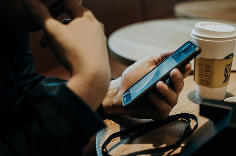 Pakistans Mobile Manufacturing