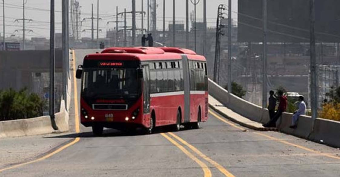 metro bus services resumes after four days break