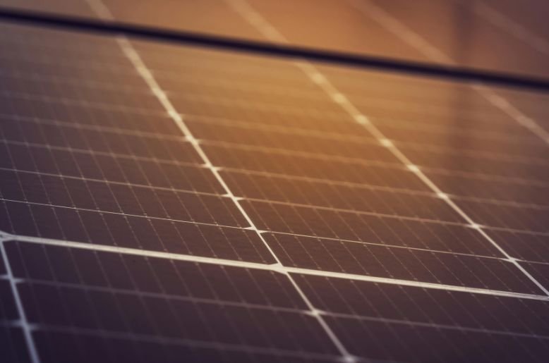 Government Proposes Major Cut in Solar Power Rates