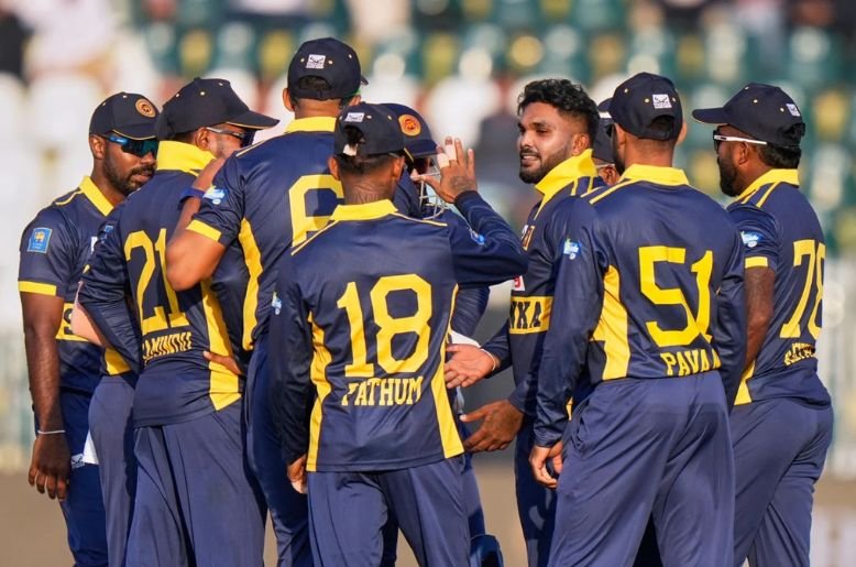 Sri Lankan Team Manager Says Players Want to Return Home