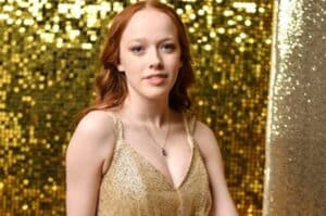 Amybeth McNulty
