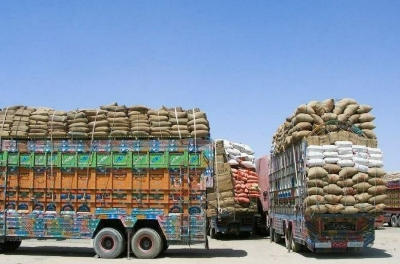 Goods transporters end strike after talks with Punjab government