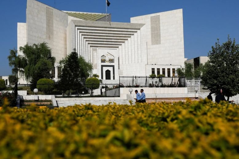 Man dies during hearing at the Supreme Court