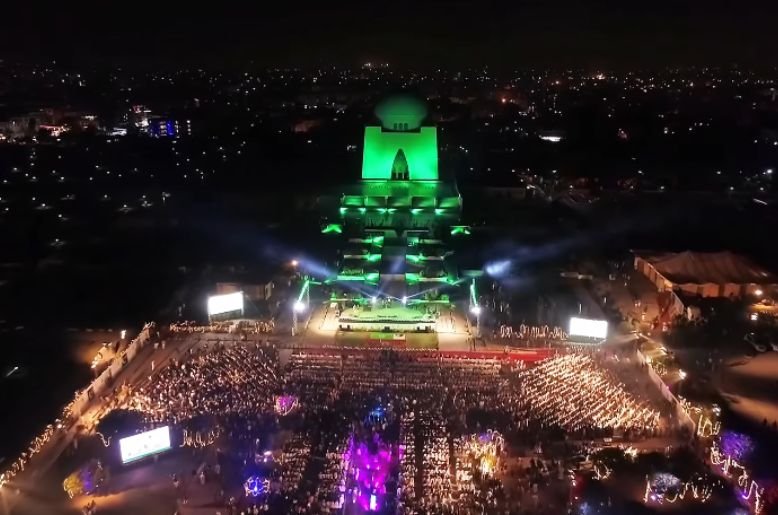 Karachi New Year's Eve security: roads come under heavy patrol