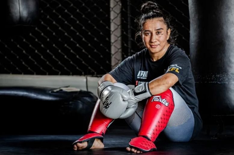 Pakistan first female MMA fighter