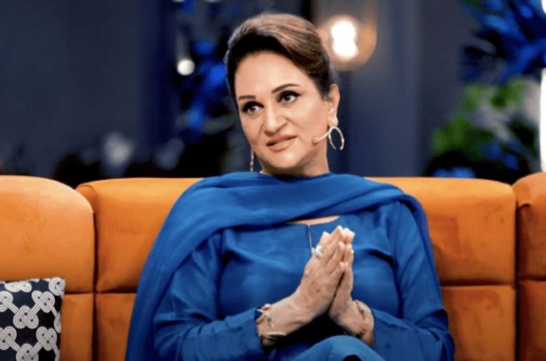 Bushra Ansari Social Media