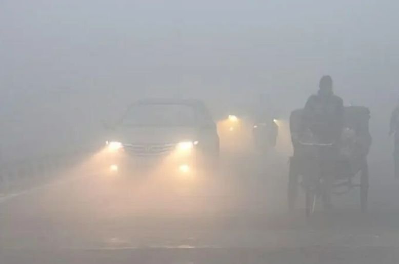 Karachi fog, Karachi, Karachi weather, Karachi intense fog, Karachi weather today, Karachi zero visibility,