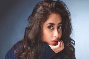 Sajal Aly celebrates 32nd birthday, expresses gratitude towards loved ones