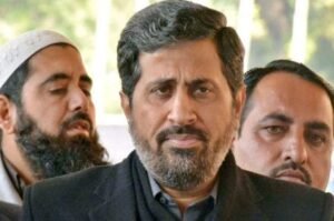 Fayyaz-ul-Hassan Chohan confirms Bushra Bibi agreed to shift Imran Khan to PIMS