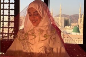 Laiba Khan ties the knot in Madina, surprises fans on social media