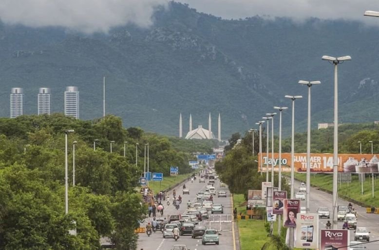 Islamabad traffic, Islamabad New avenues traffic, Islamabad roads, Traffic in Islamabad, Islamabad traffic police, Islamabad CDA,