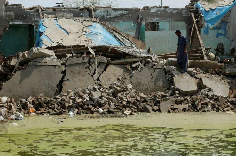 Illegal structures still choking waterways, flood risk looms again