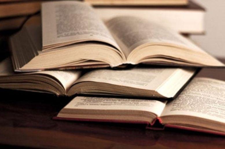 How many textbook sets prepared by STB for year 2026–27?