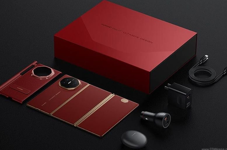 Huawei mate xt price in Pakistan