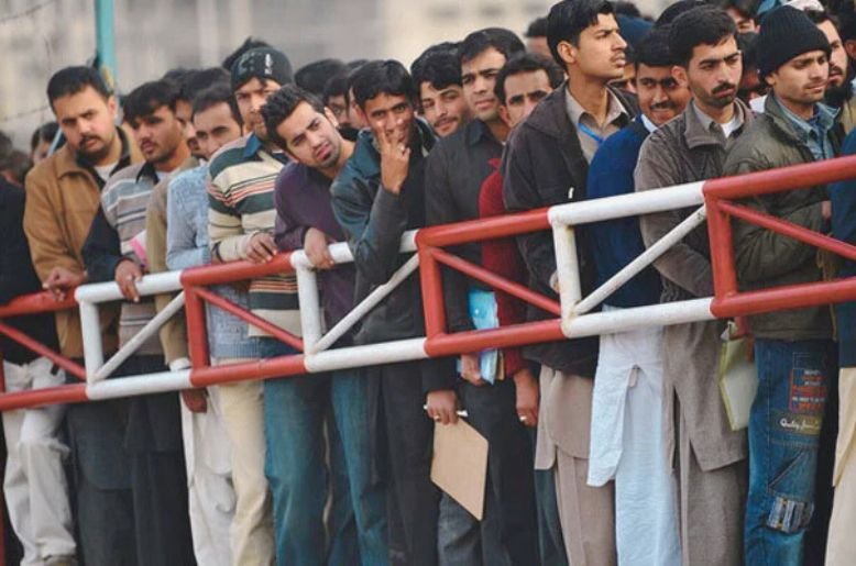 Huge opportunity for young Pakistanis: youth card introduced