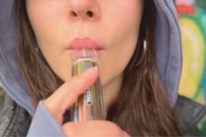 Karachi: vape, drug sales near schools uncovered