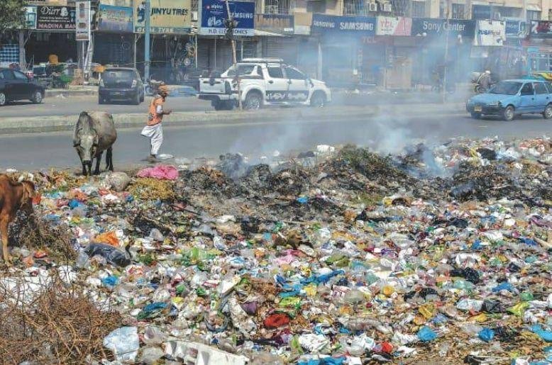Sindh steps up efforts to fix Karachi’s garbage crisis