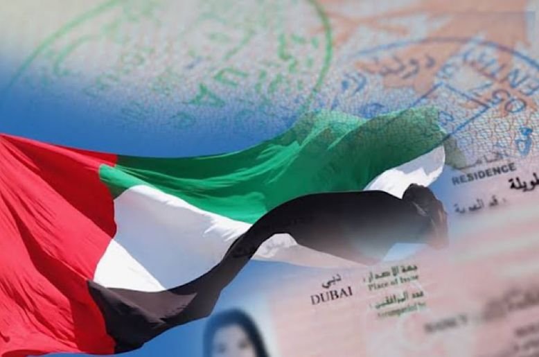 phones at Dubai airport Pakistanis, Pakistanis, Phone at airport, Phone airport rule, Dubai airport,