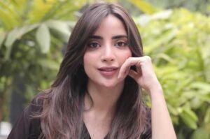 Saboor Aly’s bold saari look shocks fans online