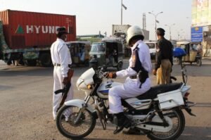 Karachi: E-challans for only roads with signage