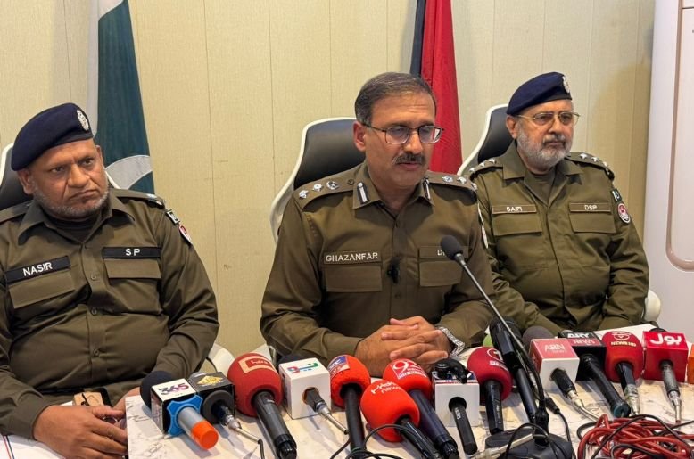 Punjab Police: Last 11 robbers of Bosan gang surrender in Muzaffargarh