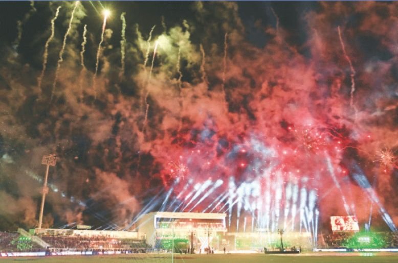 Massive fireworks at Arbab Niaz Cricket Stadium spark panic in Peshawar