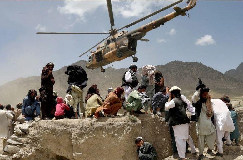 Afghan Taliban hide helicopters amid fear of Pakistan attack