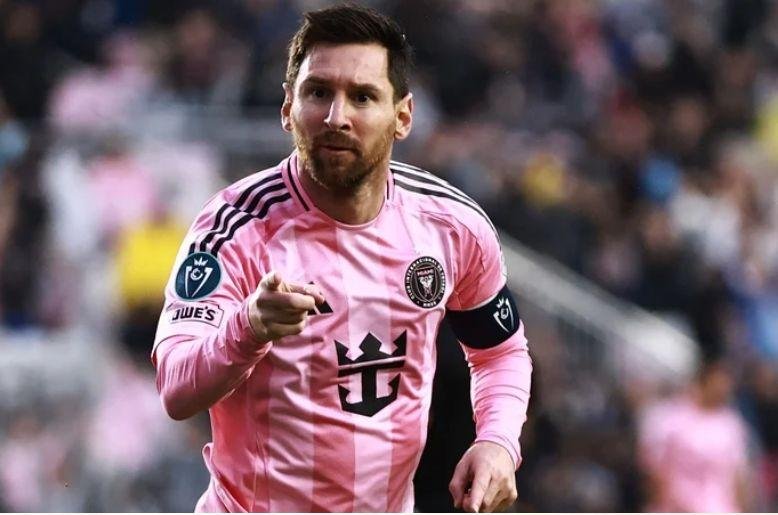 Lionel Messi joins Cristiano Ronaldo in historic goal club