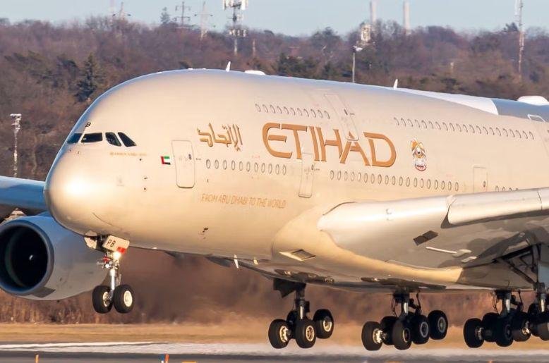 Etihad Airways flight Pakistan, Etihad Airways, Etihad Airways flight, Etihad Airways Flight operation, Etihad Airways Pakistan,