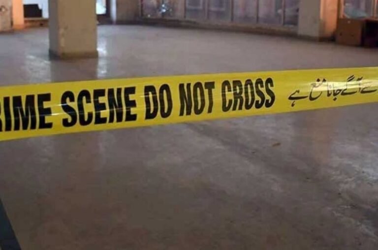 Karachi female students robbed bus