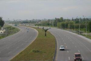 Motorway closed for passenger vehicles amid torrential rain