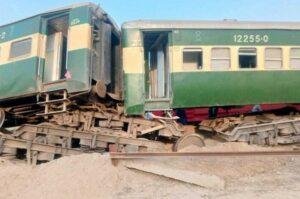 Train derails near Lodhran rescue efforts underway