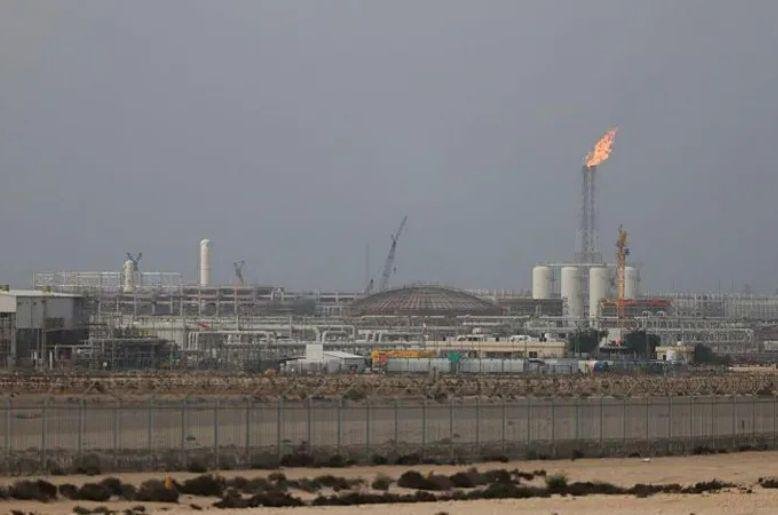 Qatar industrial site suffers extensive damage amid Iranian retaliatory strikes