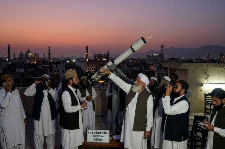 Ruet-e-Hilal committee