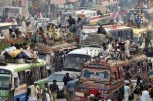 Sindh police crackdown transporters, sindh police, motorway police, crackdown transporters, high fares transporters, transporters high fares crackdown