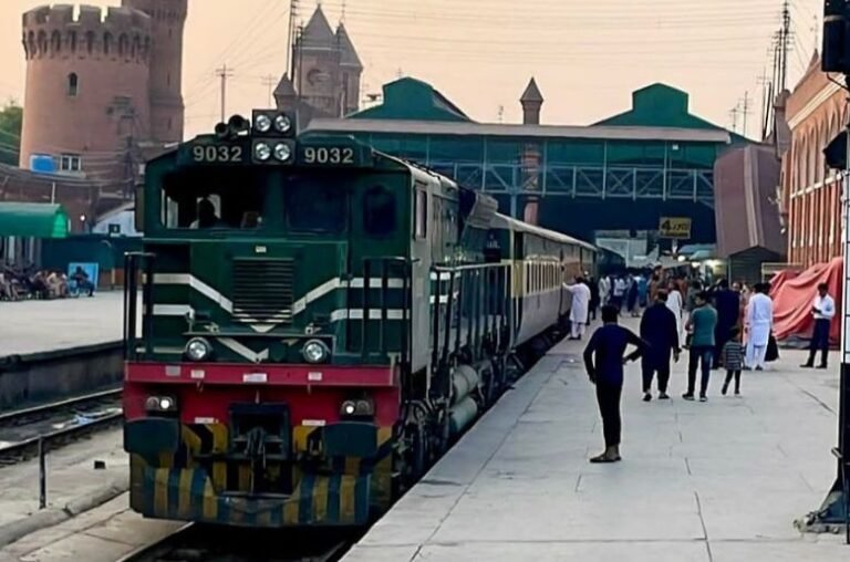 Train services across Balochistan to be suspended tomorrow