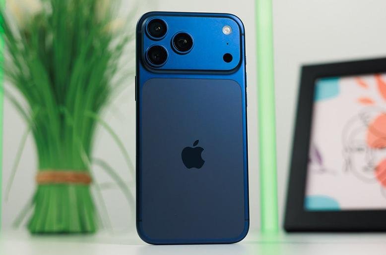 iPhone 18 Pro design