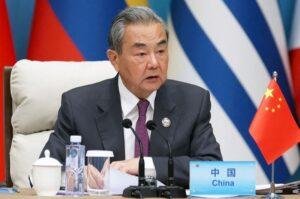 China offers to work with Russia to ease Middle East tensions