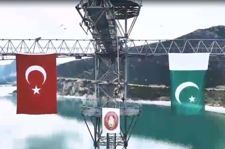 Pakistan–Türkiye commandos complete high-intensity training