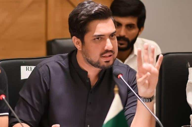 Iqrar-ul-Hassan leaves ARY after 21 years