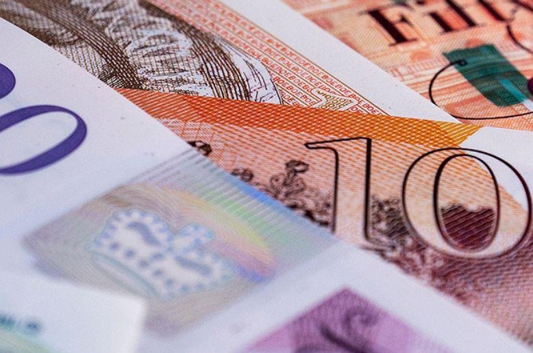 minimum wage increased in UK