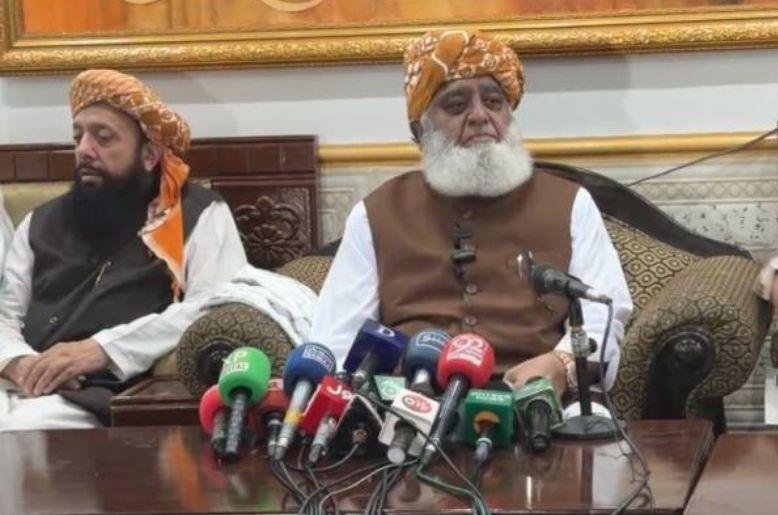 JUI-F announces nationwide protest over fuel price hike