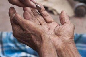 KP govt to monitor beggars through biometrics and modern technology