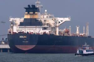 Shipping resumes in Hormuz as US, Iran truce takes effect